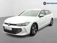 Used VW Passat Life 204 HP (150 kW) 2025 White Estate