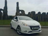 Used Peugeot 208 Allure 92 HP (67 kW) 2014 White Hatchback