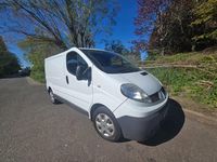 Usado Renault Trafic 115 HP (84 kW) 2014 Branco Monovolume