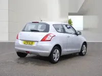 Used Suzuki Swift 94 HP (69 kW) 2015 Silver Hatchback