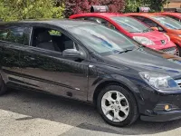 Usado Vauxhall Astra 2006 Negro Utilitario