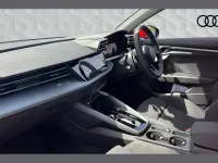 Usado Audi A3 e-tron Sport 200 CV (147 kW) 2026 Rojo Utilitario