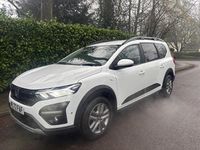 Używany Dacia Jogger Comfort 110 KM (80 kW) 2022 Biały Minivan