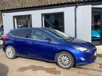 Used Ford Focus Zetec 125 HP (91 kW) 2013 Blue Hatchback