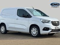 Used Vauxhall Combo S 100 HP (73 kW) 2023 White MPV