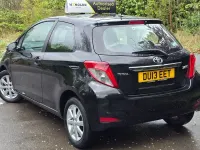Used Toyota Yaris 101 HP (74 kW) 2013 Black Hatchback