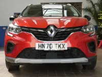 Used Renault Captur Version S 143 HP (105 kW) 2020 Red SUV