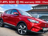 Usado MG ZS SE 130 kW (177 HP) 2023 Vermelho SUV