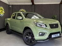 Used Nissan Navara Tekna 190 HP (139 kW) 2018 Green Pickup