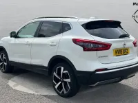Used Nissan Qashqai 130 HP (95 kW) 2018 White SUV