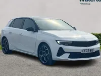 Used Vauxhall Astra Ultimate 130 HP (95 kW) 2022 White Hatchback
