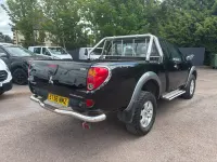 Second-hand Mitsubishi L200 134 CP (98 kW) 2007 Negru Pickup
