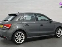 Usado Audi A1 Sportback S-Line 125 HP (91 kW) 2018 Cinzento Citadino