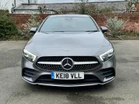 Usado Mercedes A200 AMG line 2018 Cinzento Citadino