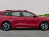 Used Ford Focus ST-Line 2025 Red Estate