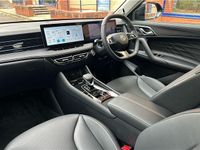 New MG HS Trophy 2025 Metallic  black pearl SUV