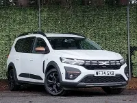 Used Dacia Jogger Extreme 109 HP (80 kW) 2024 White MPV