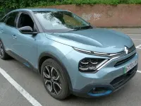Used Citroën e-C4 Shine 100 kW (136 HP) 2022 Blue Hatchback