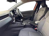 Used Renault Clio V Evolution 90 HP (66 kW) 2023 Orange Hatchback