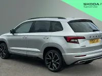 Usado Skoda Karoq SportLine 150 HP (110 kW) 2021 Prateado SUV