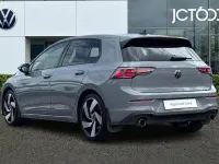 Usado VW Golf VIII GTI 261 HP (191 kW) 2024 Cinzento Citadino