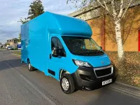 Used Peugeot Boxer S 165 HP (121 kW) 2022 Blue Van