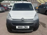 Used Citroën Berlingo 100 HP (73 kW) 2018 White MPV