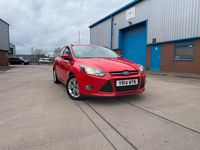 Used Ford Focus Titanium 2014 Red Hatchback