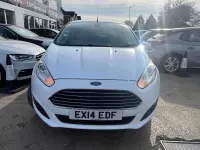 Używany Ford Fiesta Titanium 2014 Biały Hatchback