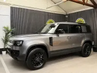 Used Land Rover Defender HSE 300 HP (220 kW) 2023 Grey SUV
