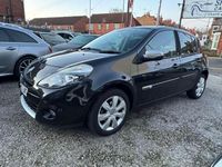 Used Renault Clio II 86 HP (63 kW) 2010 Black Hatchback