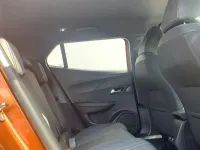 Begagnad Peugeot e-2008 Allure+ 98 kW (134 HK) 2023 Orange SUV