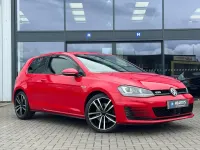 Used VW Golf VII GTD 180 HP (132 kW) 2016 Red Hatchback