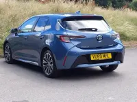Used Toyota Corolla Design 122 HP (89 kW) 2019 Blue Hatchback