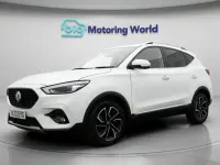 Usado MG ZS Exclusive 111 CV (81 kW) 2023 Blanco SUV