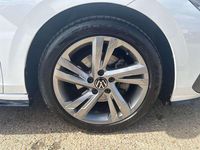 Used VW Golf VIII R-line 128 HP (94 kW) 2022 White Hatchback