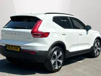Used Volvo XC40 Plus 197 HP (144 kW) 2025 White SUV