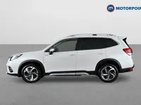 Used Subaru Forester Premium 150 HP (110 kW) 2023 White SUV
