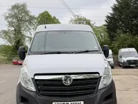 Begagnad Vauxhall Movano 2019 Vit Minibuss