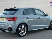 Usado Audi A1 S-Line 110 HP (80 kW) 2021 Cinzento SUV