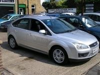 Begagnad Ford Focus 2006 Halvkombi