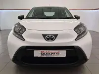 Used Toyota Aygo X PURE 72 HP (52 kW) 2023 White SUV