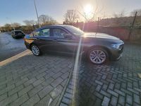 Begagnad BMW 520 2018 Grå Sedan