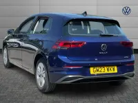 Used VW Golf VIII Life 147 HP (108 kW) 2023 Blue Hatchback