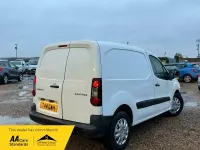 Used Peugeot Partner 2016 White