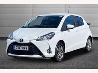 Used Toyota Yaris 111 HP (81 kW) 2017 White Hatchback