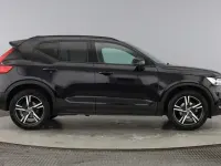 Used Volvo XC40 R-Design 161 HP (118 kW) 2022 Black SUV