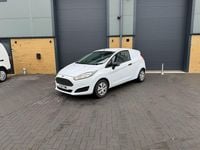 Used Ford Fiesta 2015 White Van