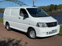 Used Toyota HiAce H1 117 HP (86 kW) 2008 White Van