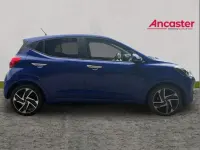 Used Hyundai i10 Premium 83 HP (61 kW) 2023 Blue Hatchback